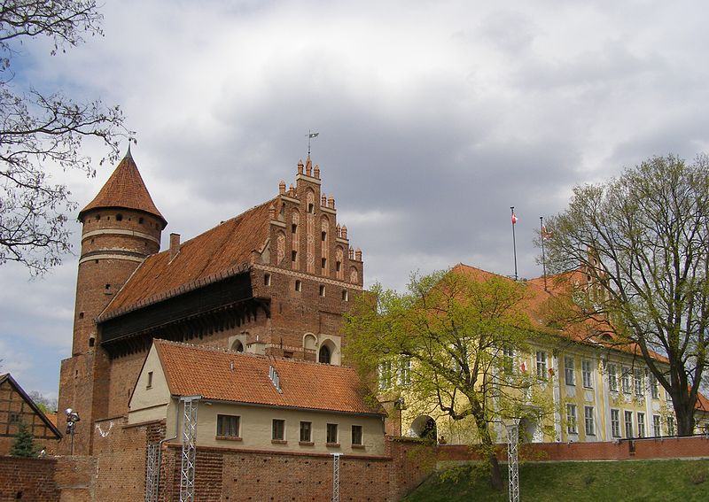 Замок Варминских епископов (Ольштын) — Польша