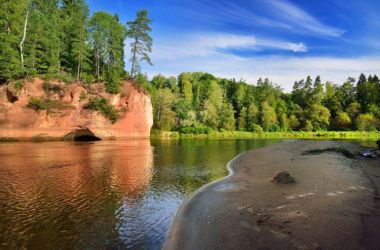 Гауйський національний парк (долина річки Гауя)